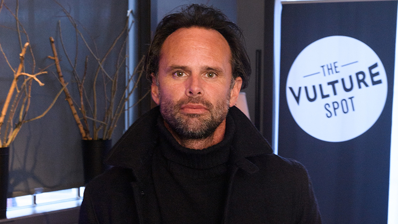 The Unicorn: Walton Goggins to Star in CBS Comedy Pilot