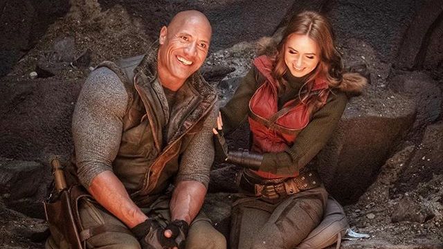 New Jumanji 3 Behind-the-Scenes Photo Reveals New Costumes