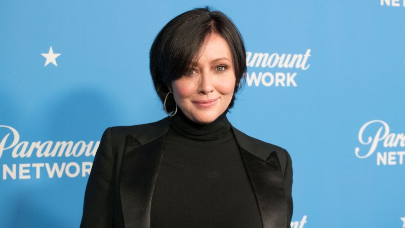 Shannen Doherty Returning for Beverly Hills 90210 Revival Event