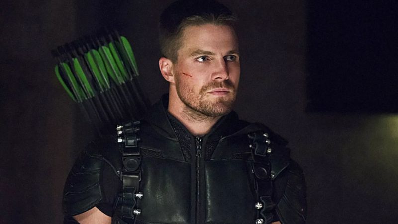 Stephen Amell to Star in Wrestling Drama Heels for Starz