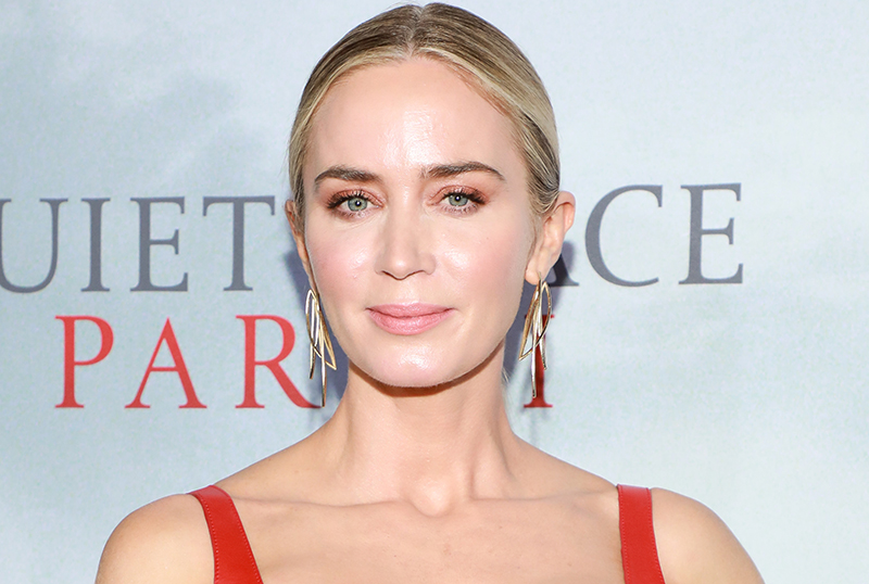 Emily Blunt in Talks to Join Christopher Nolan's Oppenheimer Biopic