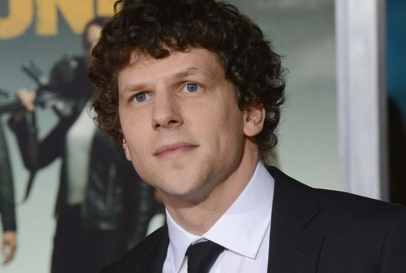 Jesse Eisenberg to Star Opposite Lizzy Caplan in FX's Fleishman is in Trouble