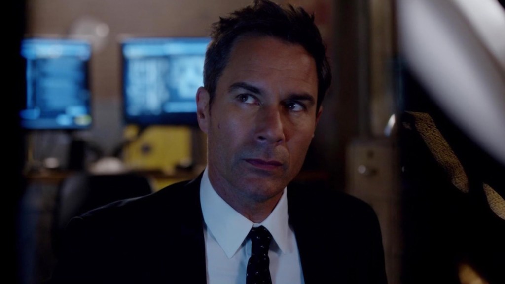 Travelers Season 2 Streaming: Watch & Stream via Netflix