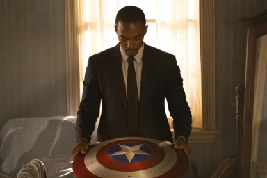 captain america brave new world anthony mackie suit changes