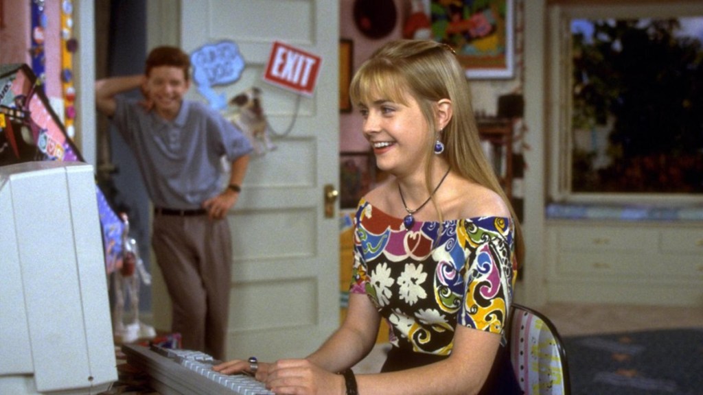 Clarissa Explains It All (1991) Season 4 Streaming: Watch & Stream Online via Paramount Plus