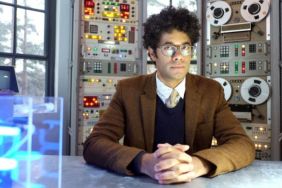 Gadget Man (2012) Season 1 Streaming