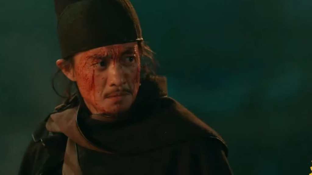 Zhou Yiwei drenched in blood in the trailer of Judge Dee's Mystery