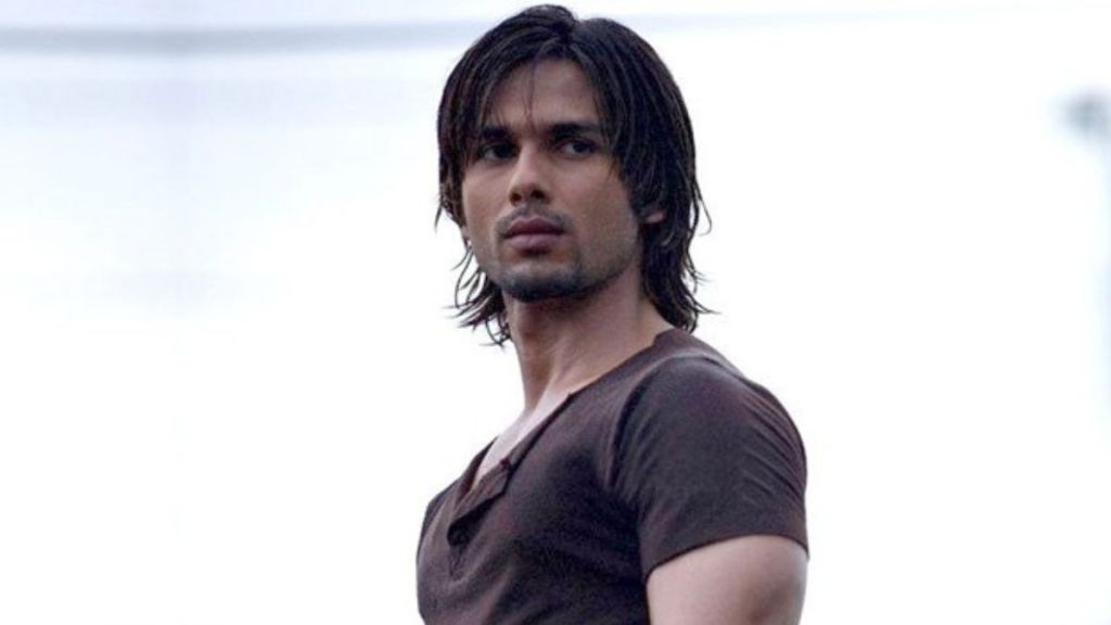 Kaminey Streaming: Watch & Stream Online via Netflix