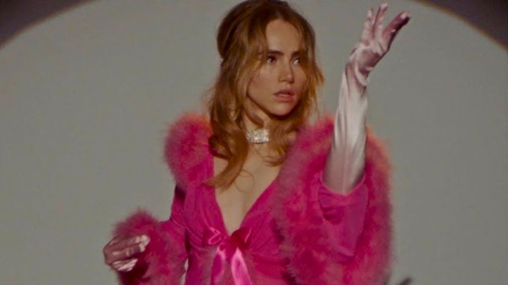 Who Has Suki Waterhouse Dated? Boyfriend & Dating History Robert Pattinson