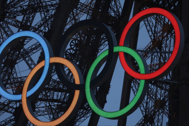 Paris Olympics organizers apologize apology