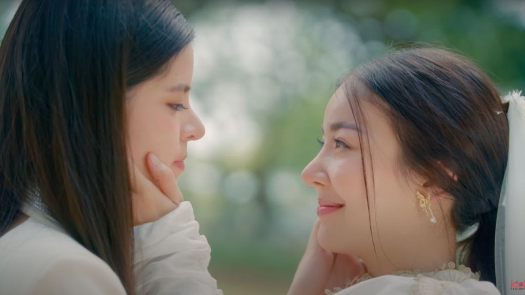 Fay Kanyaphat and May Yada in My Marvellous Dream is You episode 12