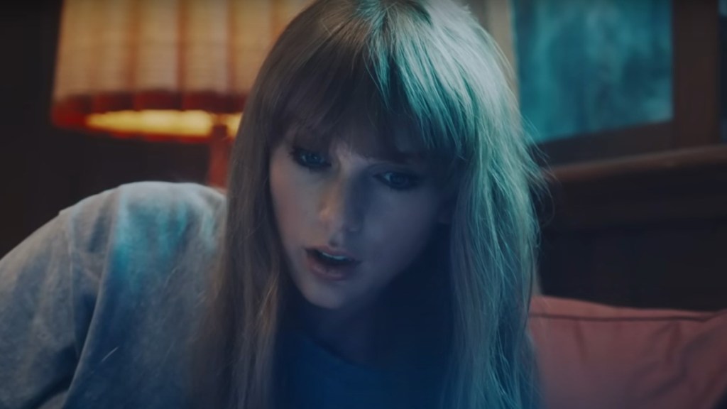 Fan Reaction to Taylor Swift 'Burn' Explained