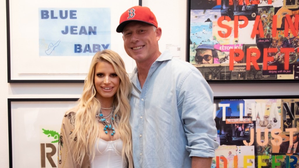 Why Fans Think Jessica Simpson & Eric Johnson Have Split Up