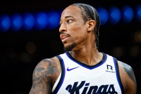 Kings' DeMar DeRozan Exits Game With Back Injury vs Suns