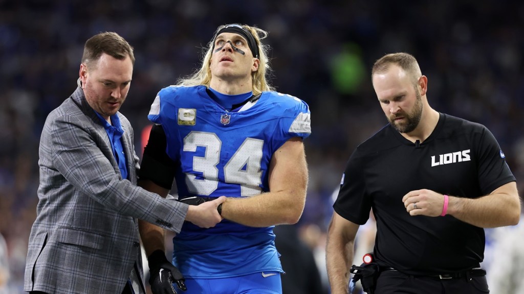 Lions' Alex Anzalone Suffers Forearm Injury vs Jaguars