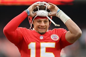 Chiefs' Patrick Mahomes' Injury Could Make Him Miss Game vs. Texans