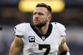 Saints’ Taysom Hill Suffers Knee Injury vs. Rams