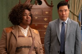 Uzo Aduba and Randall Park in The Residence.