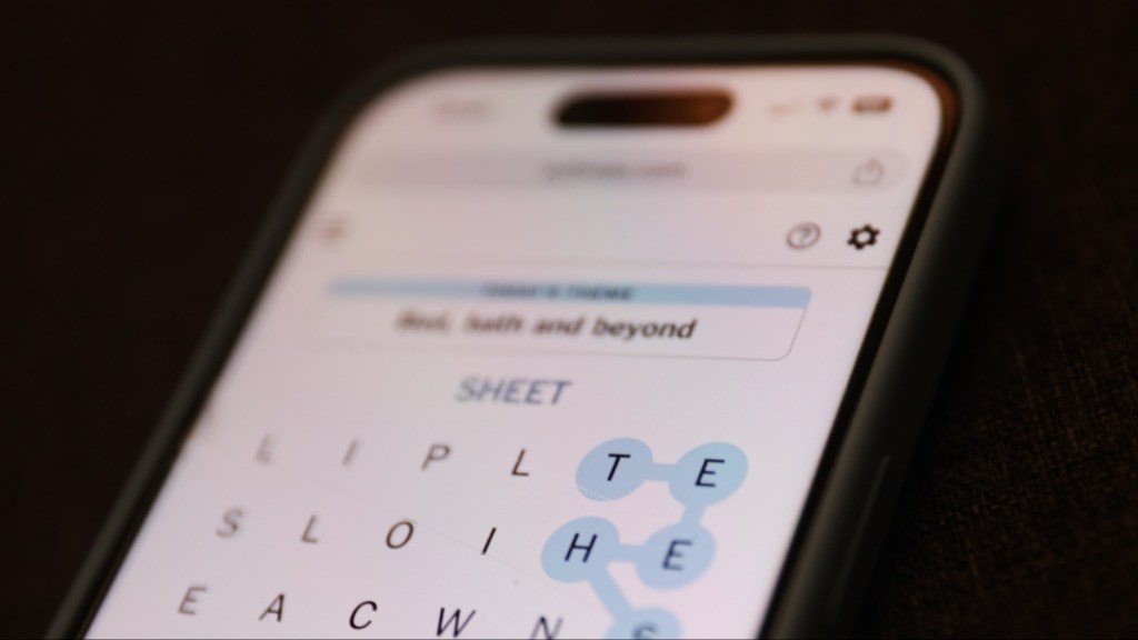 Strands Help, Hints & Clues for Today, January 17