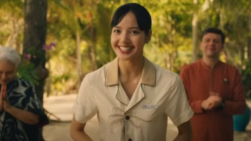 The White Lotus Creator Mike White Compares Lisa to Taylor Swift