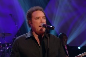 Tom Jones Net Worth 2025: How Much Money Does He Make?