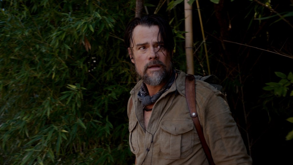 Josh Duhamel Hides From Greg Kinnear in Off the Grid Trailer