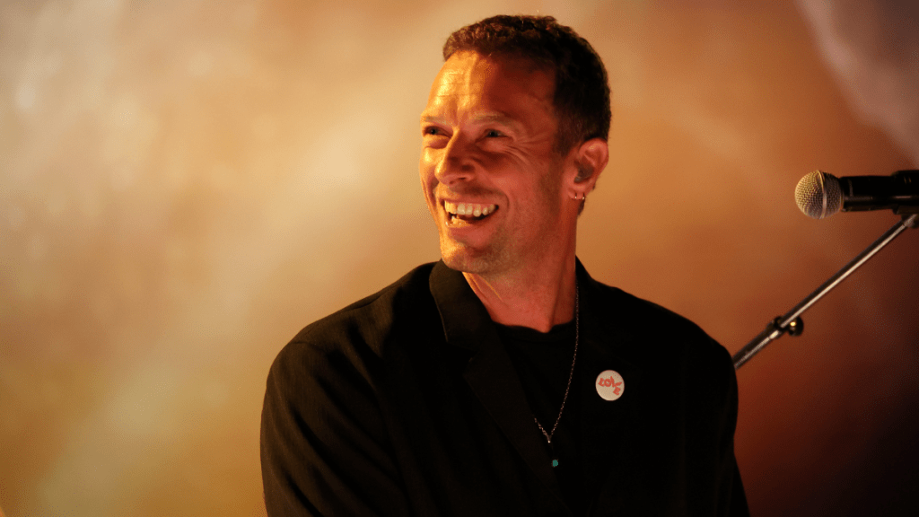 Chris Martin Dakota Johnson