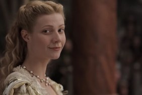 Gwyneth Paltrow Cooks 'Boyfriend Breakfast' While Being Topless