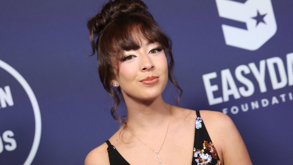 Modern Family’s Aubrey Anderson-Emmons Reveals Her Sexuality