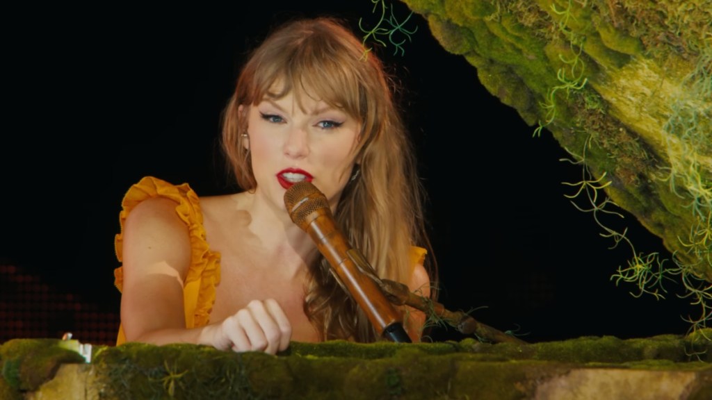 Here Are All of Taylor Swift's Albums in Order of Release Date (2025 Update)