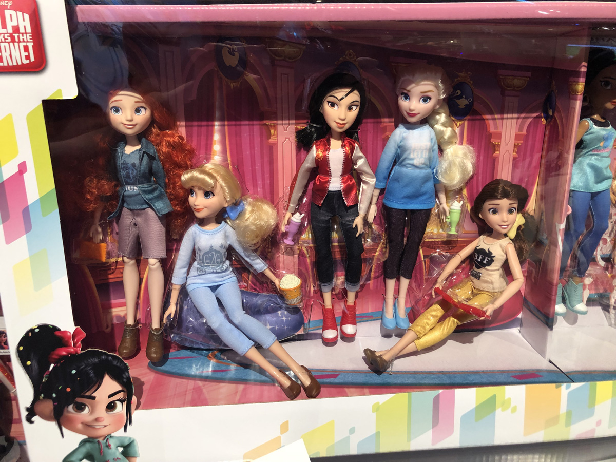 Disney Hasbro Toy Fair 2019