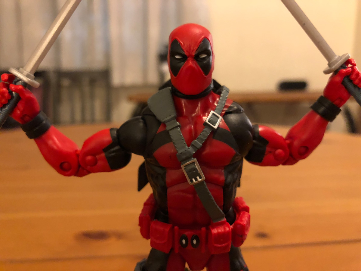 Hasbro 2018 Deadpool Marvel Legends