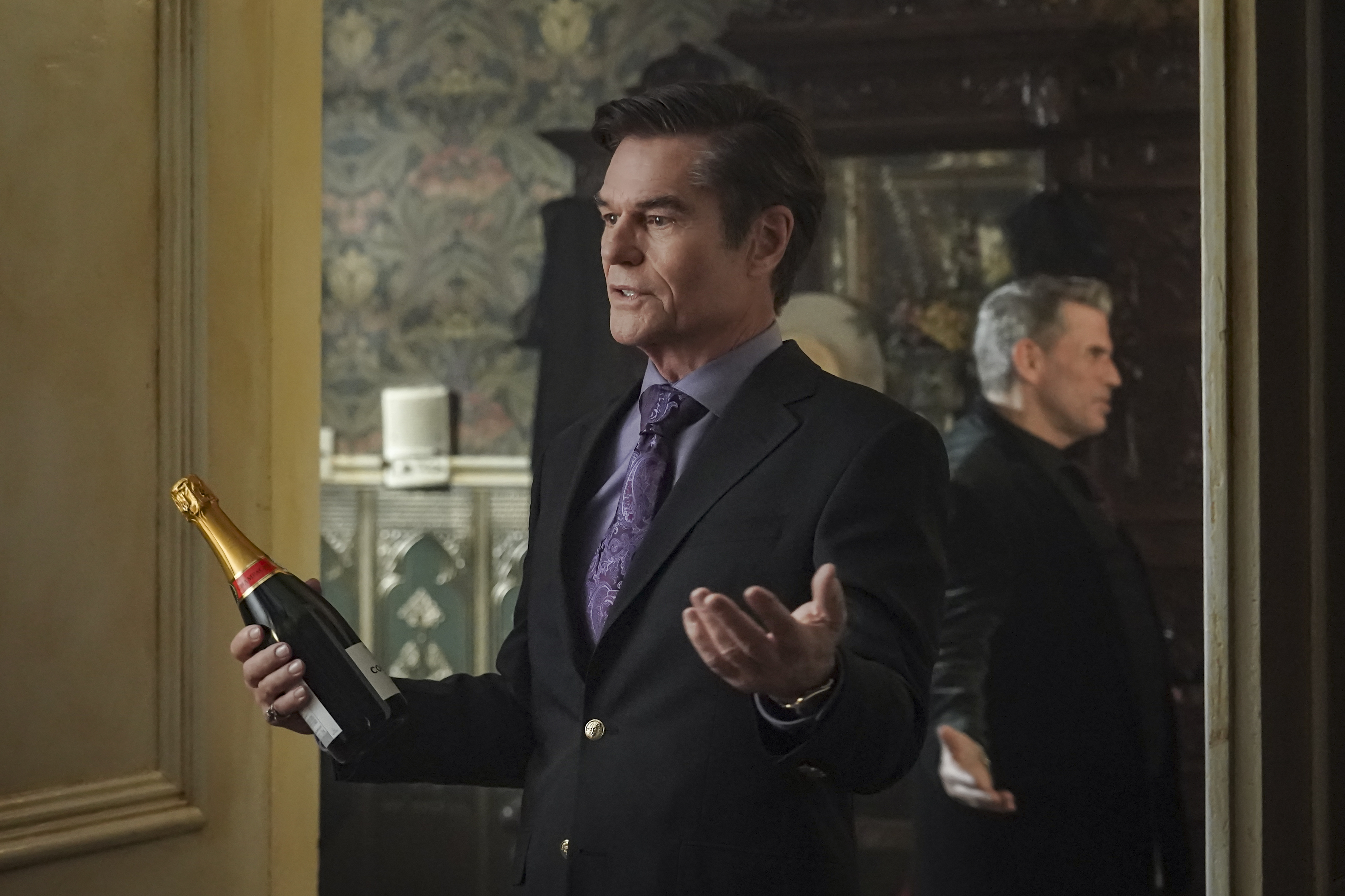 Harry Hamlin as Cortland Mayfair - Mayfair Witches _ Season 1, Episode 4 - Photo Credit: Alfonso Bresciani/AMC