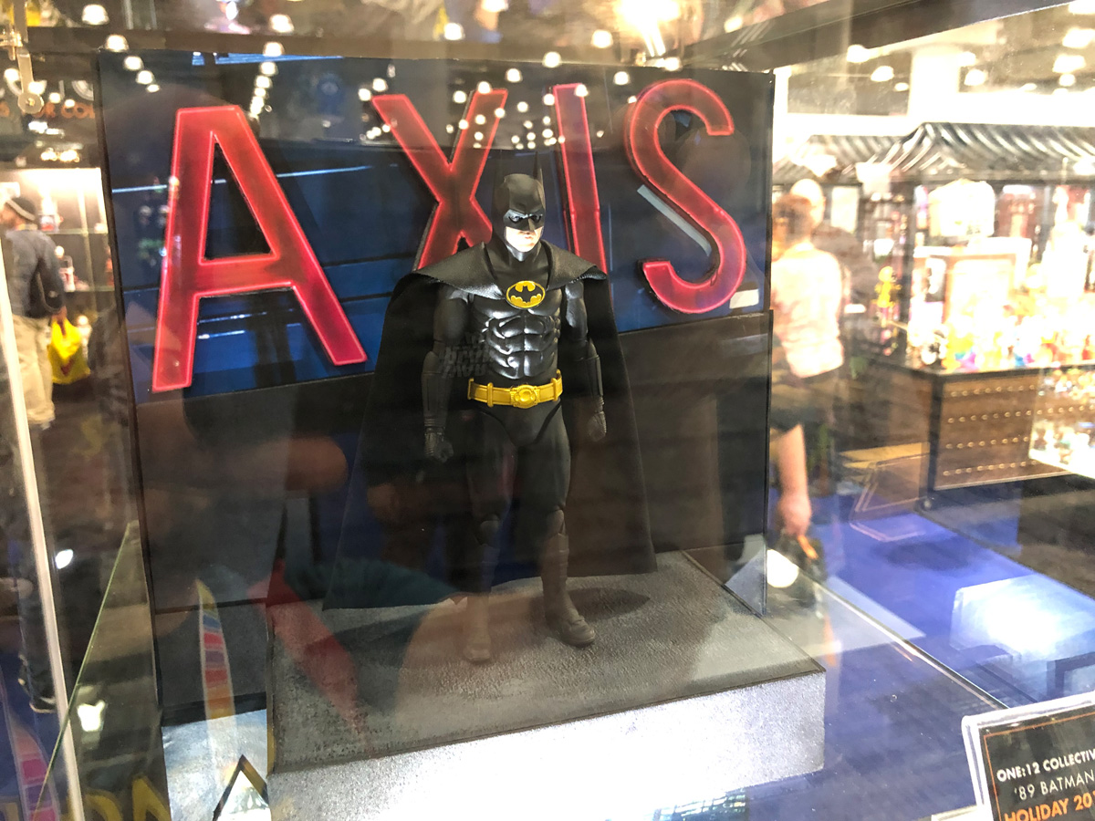 Mezco Toy Fair 2019 Reveal Gallery