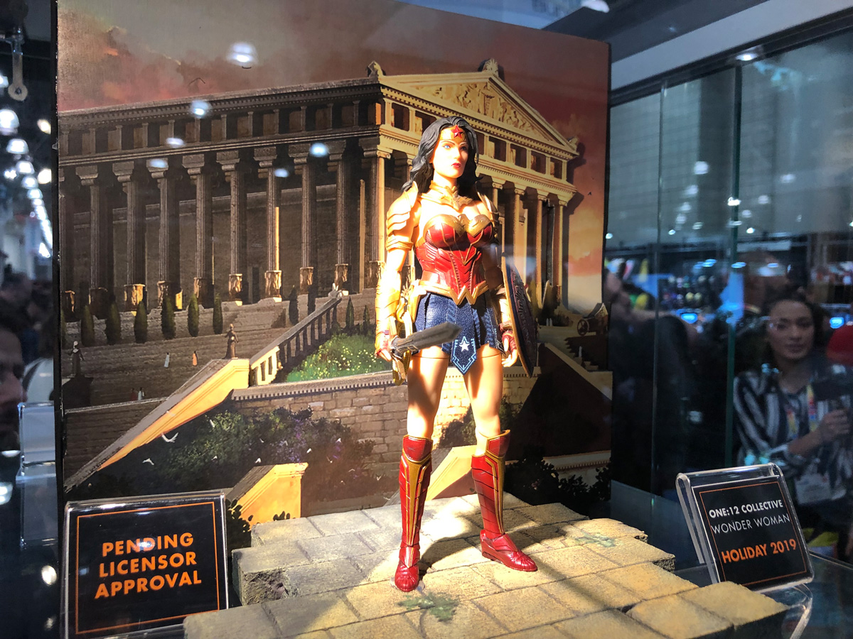 Mezco Toy Fair 2019 Reveal Gallery