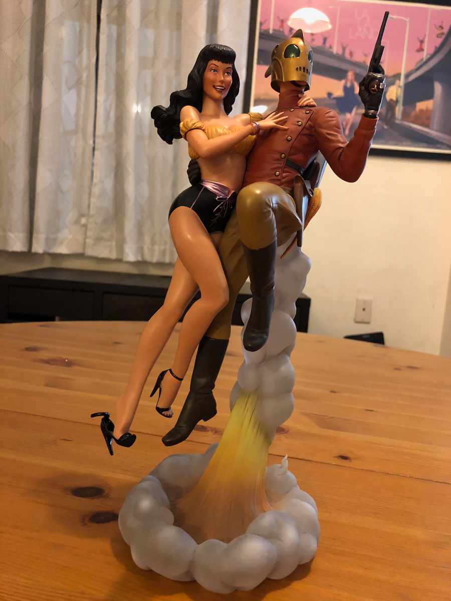 Rocketeer & Betty Statue