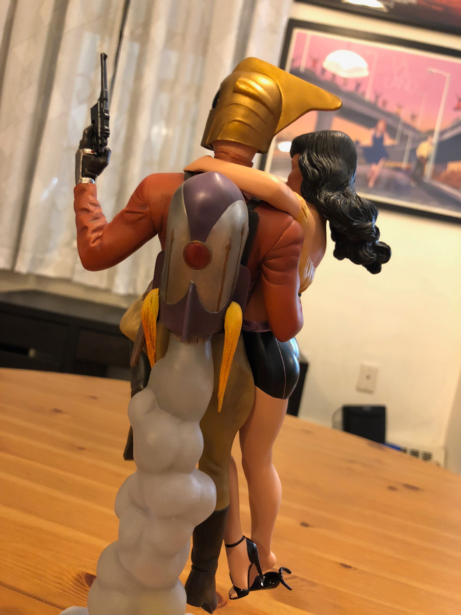 Rocketeer & Betty Statue