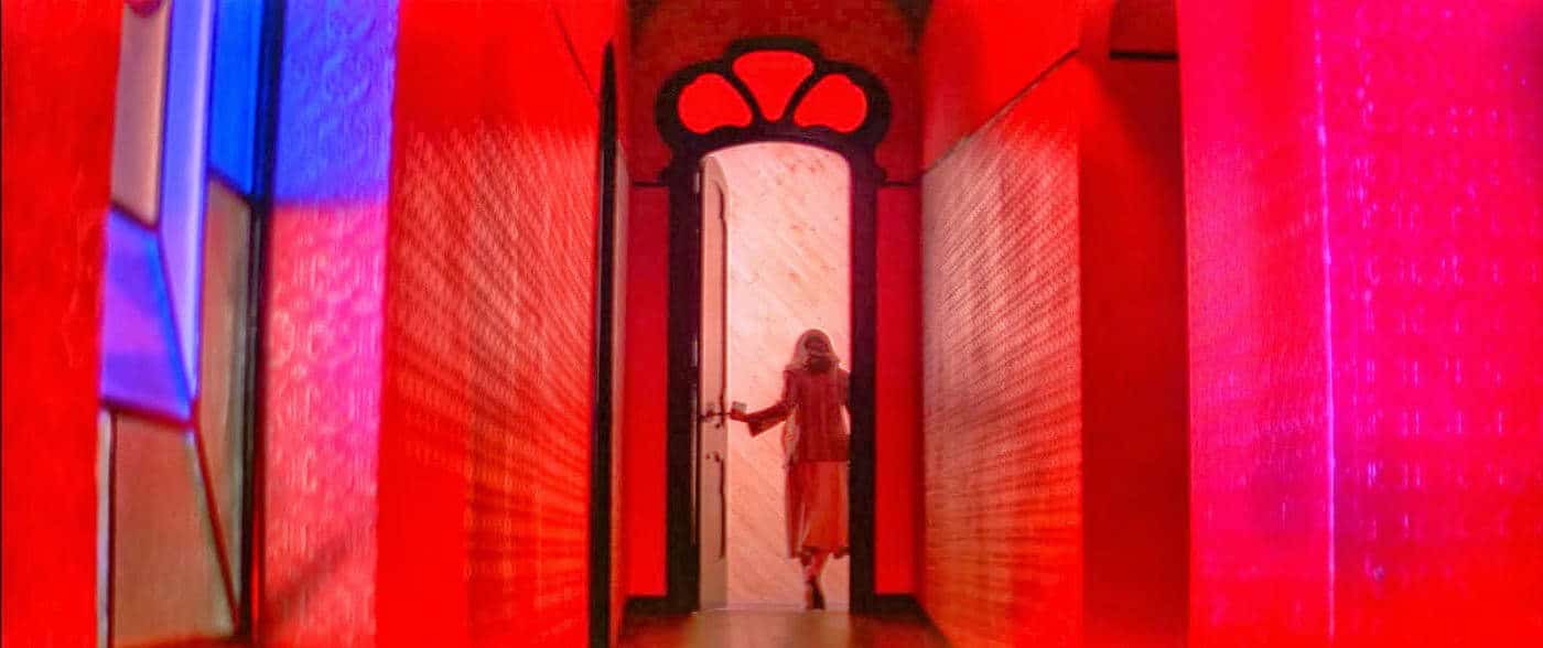 Suspiria (1977)